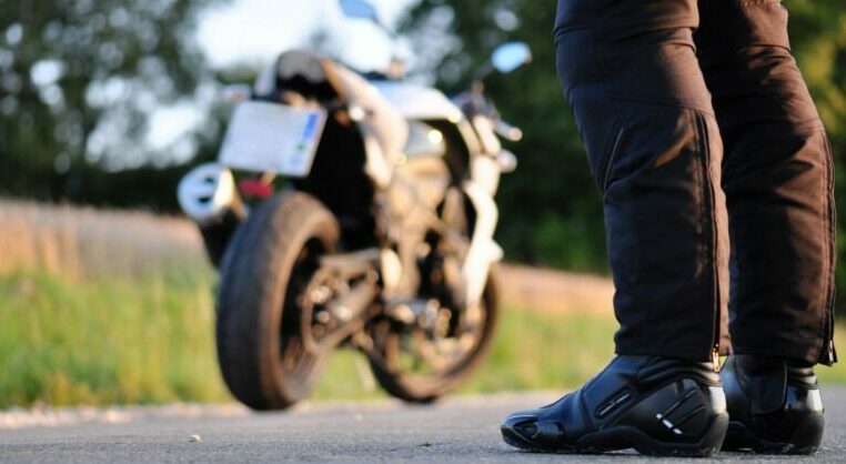 Una motocicleta puede disponer de señal de emergencia